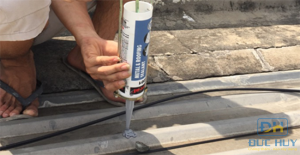 Thi công chống dột mái tôn